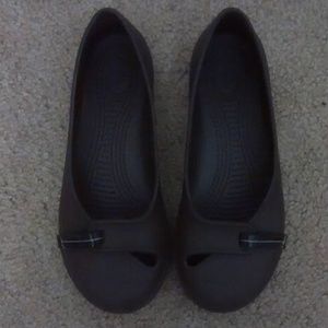 Crocs Mary Janes- comfy work flats, brown, 7